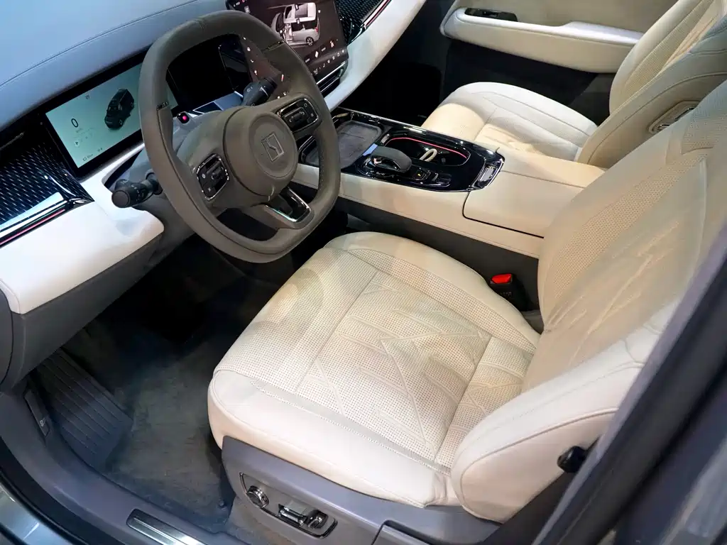 Zeekr 009 2024 мест Executive 108kWh