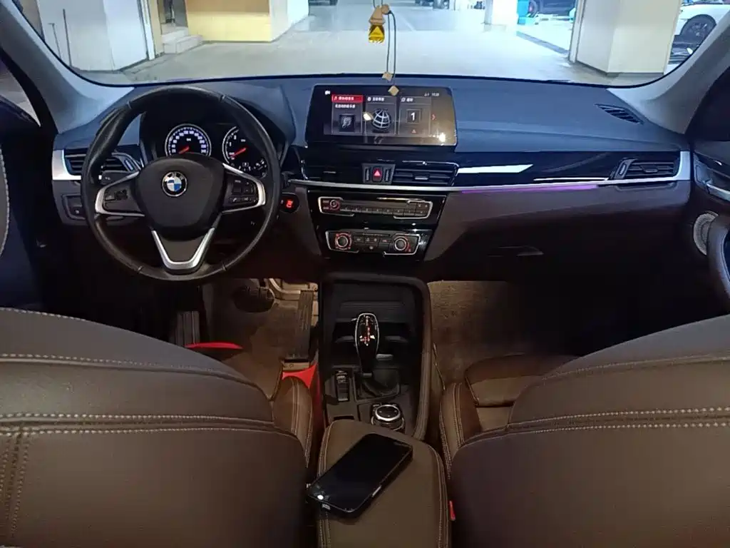 BMW X1 — миниатюра 10