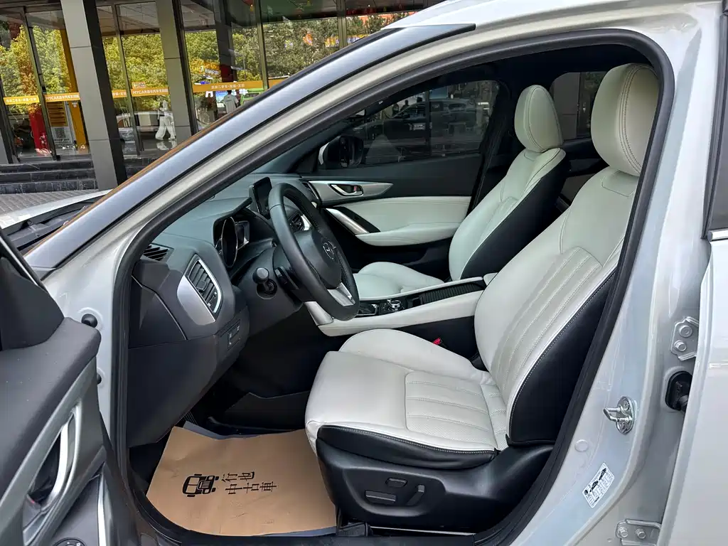 Mazda CX-4 2016 2.5L AT