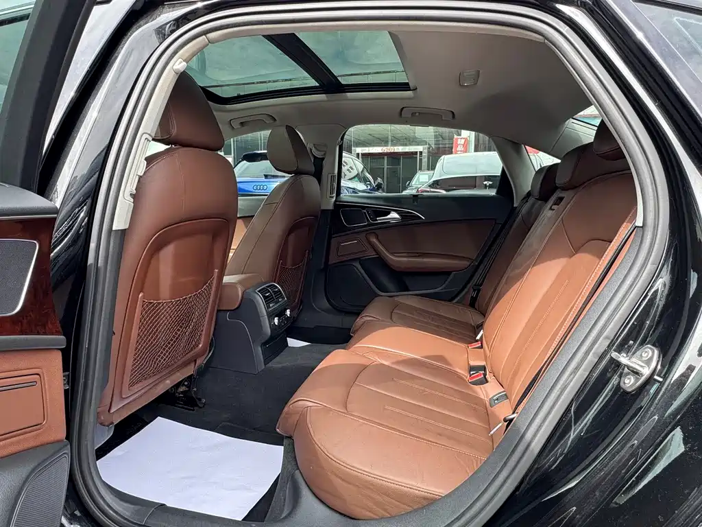 Audi A6L — миниатюра 12