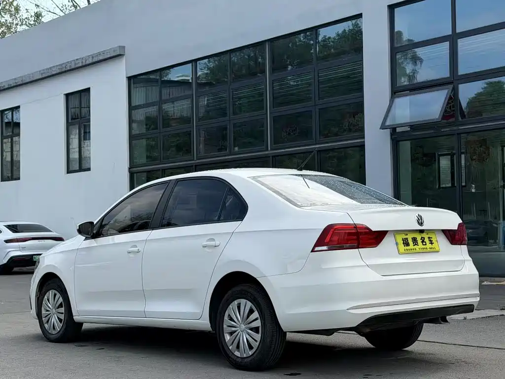 Volkswagen Santana — миниатюра 6