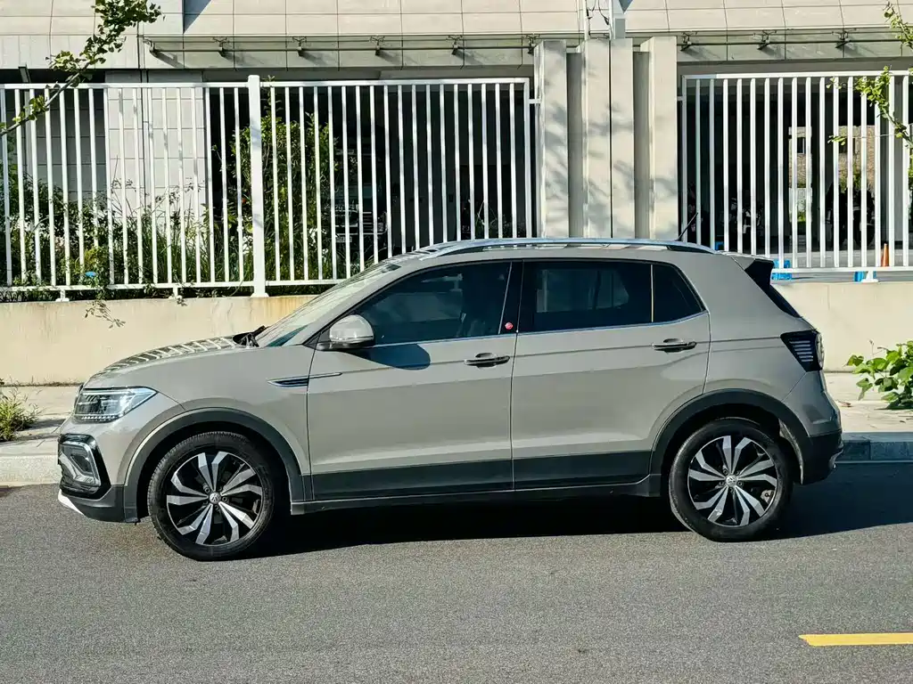 Volkswagen T-Cross — миниатюра 2