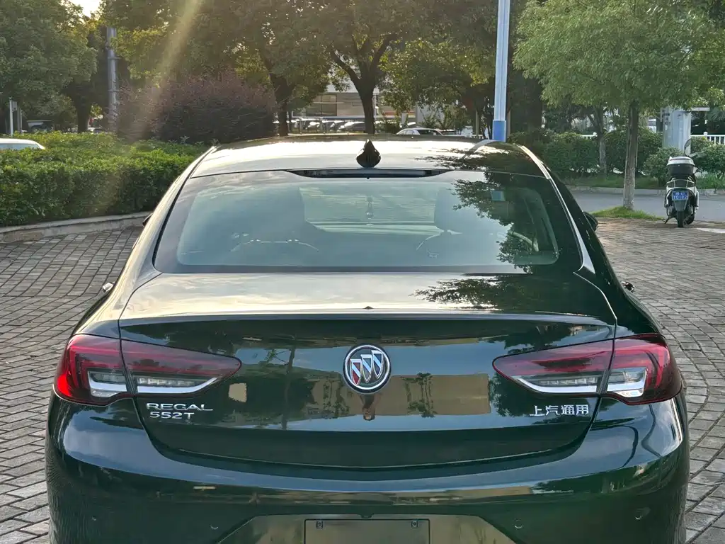 Buick Regal 2020 552T Luxury