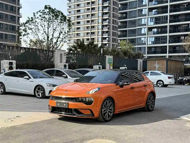 LYNK & CO. 02 HATCHBACK