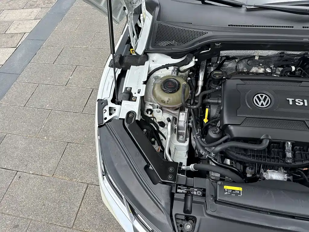 Volkswagen CC — миниатюра 9
