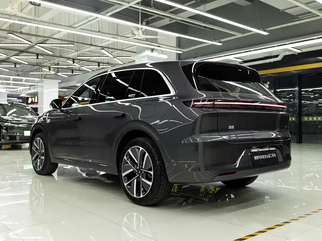 Li Auto IDEAL L6