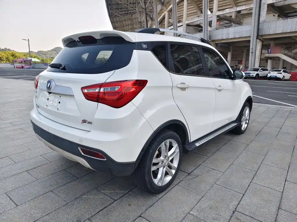 Changan CS35 — миниатюра 8