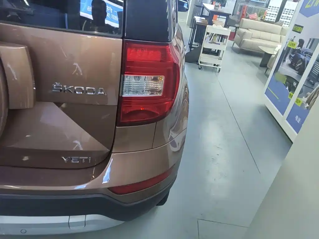 Skoda Yeti — миниатюра 8