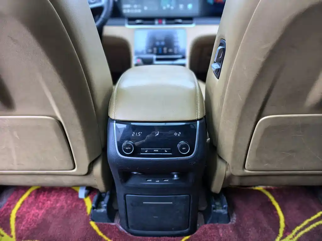 Li Auto Li ONE — миниатюра 13