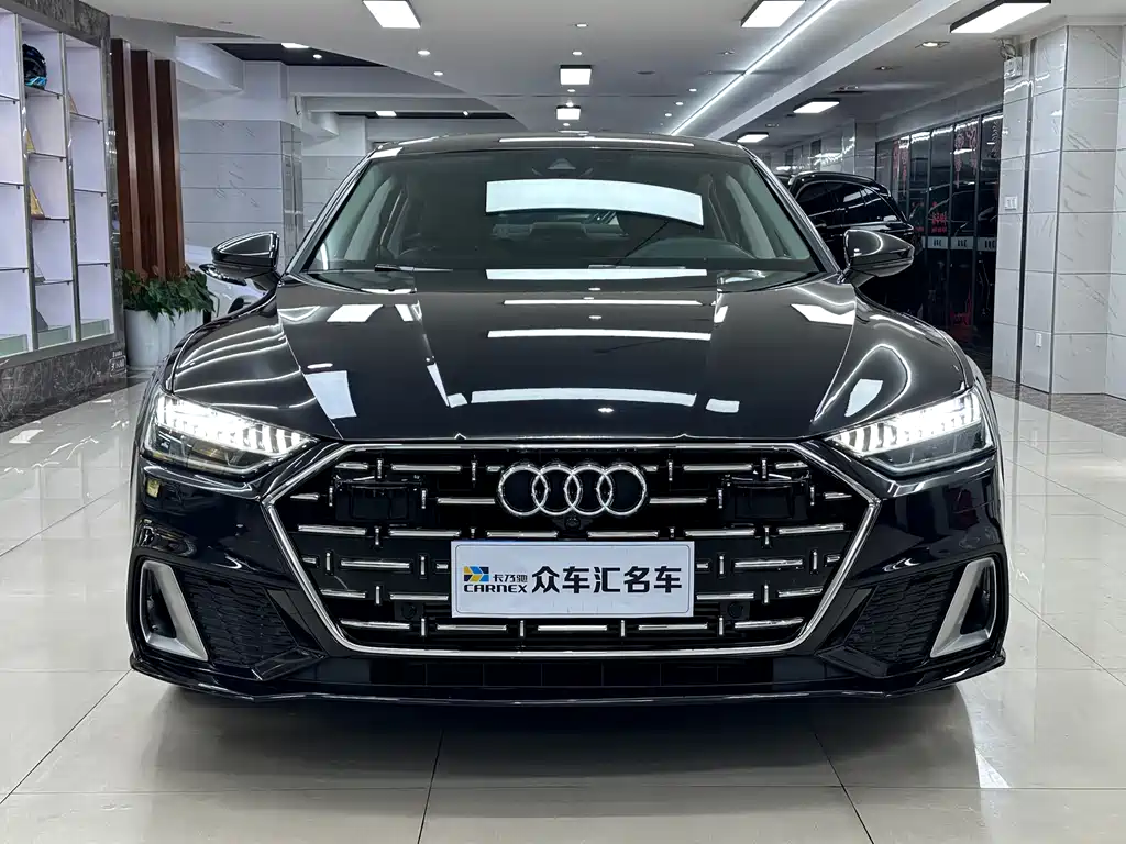 Audi A7L 2024 45 TFSI Luxury