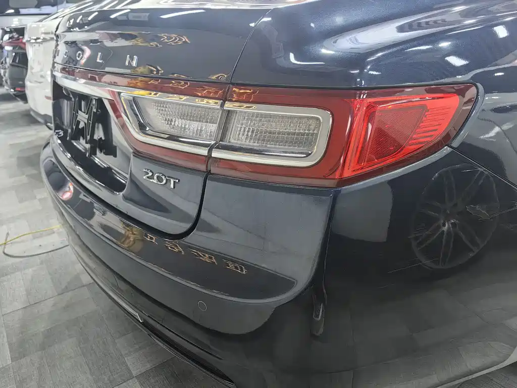 Lincoln Continental 2018 2.0T Premium