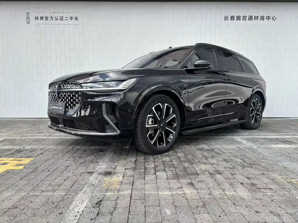 Lincoln Nautilus 2024