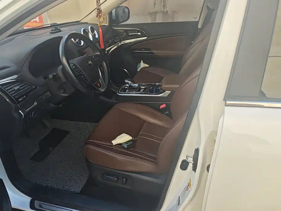 BYD Tang New Energy — миниатюра 9