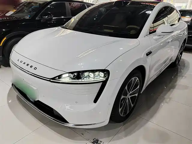 HONGMENG ZHIXING WISDOM WORLD R7 2025