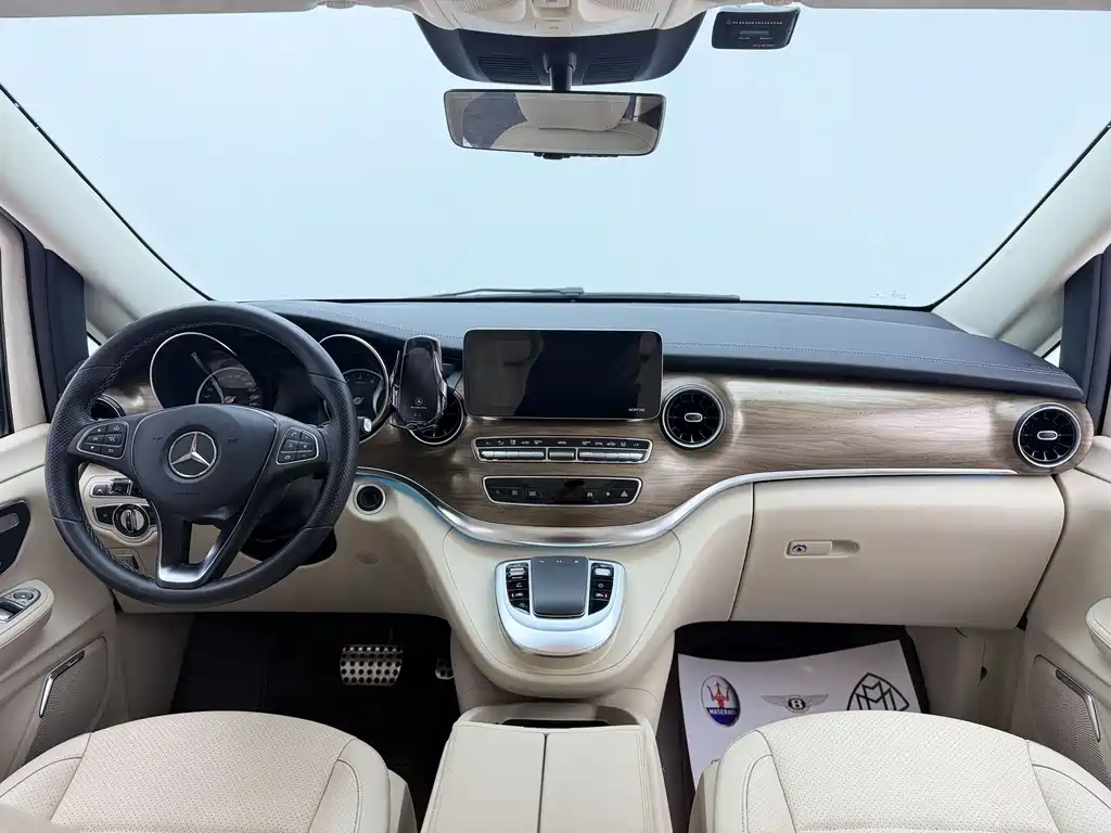 Mercedes-Benz V-Class V 2021 V 260 L Luxury