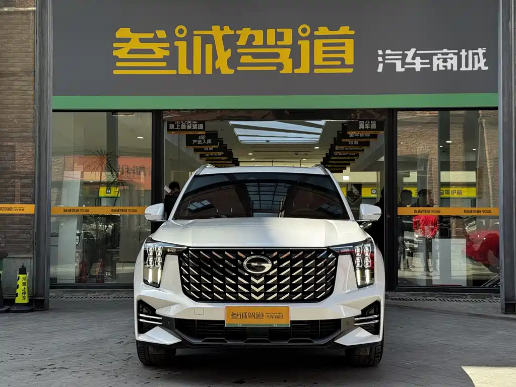 GAC GS8 2024 2.0TGDI Luxury Smart Connect 7 мест