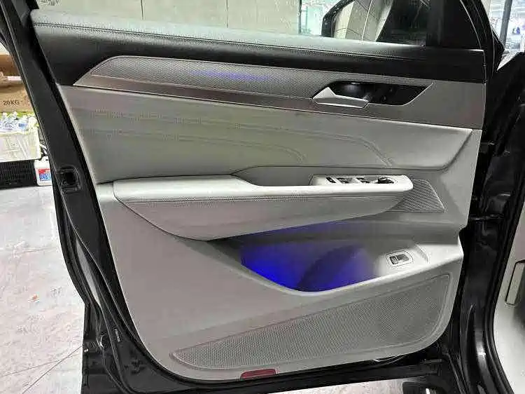 Volkswagen Tavendor 2023 380TSI R-Line