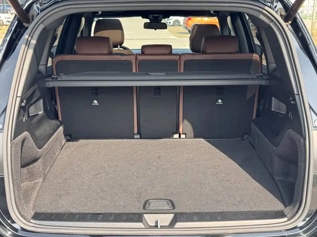Mercedes-Benz GLB — миниатюра 9