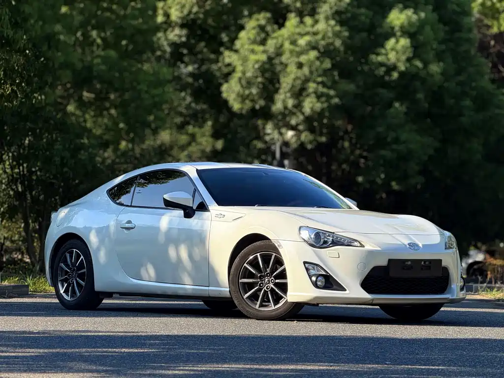 Toyota 86 — миниатюра 3