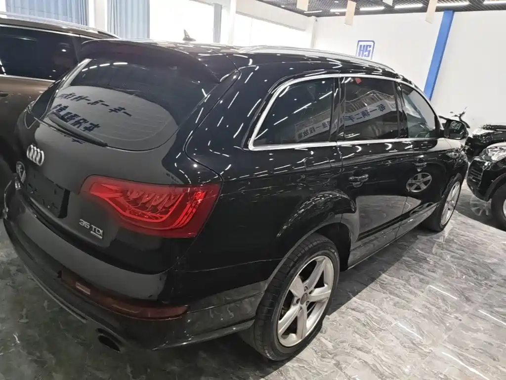 Audi Q7 — миниатюра 7