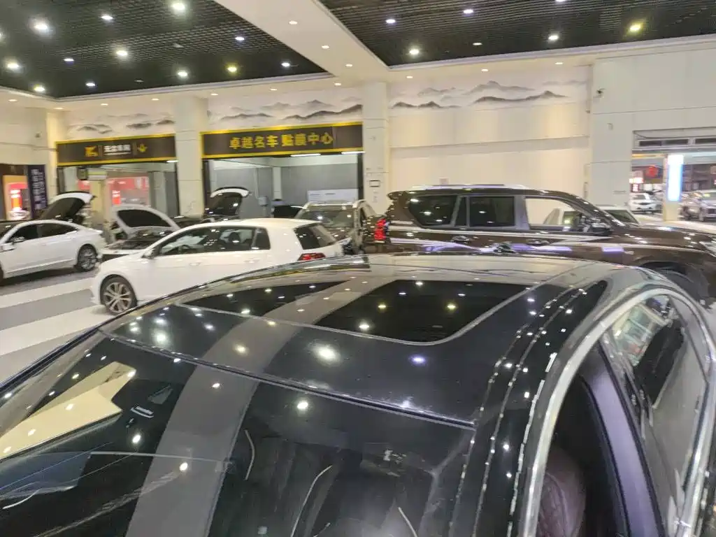 BMW 7 Series — миниатюра 16