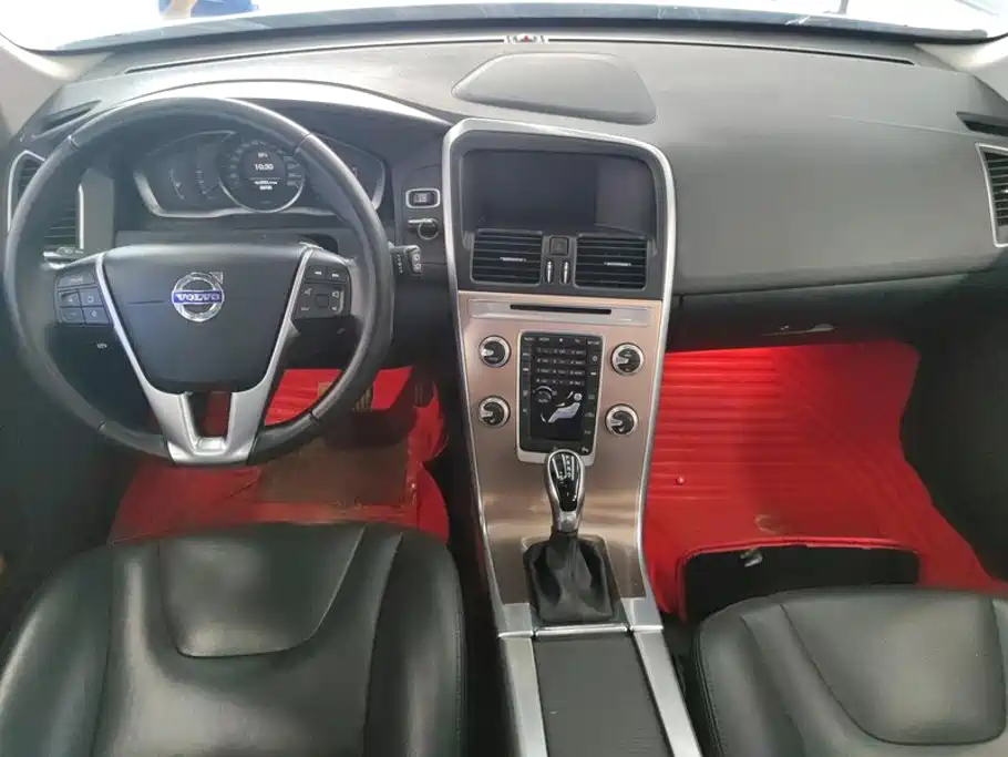 Volvo XC60 — миниатюра 12