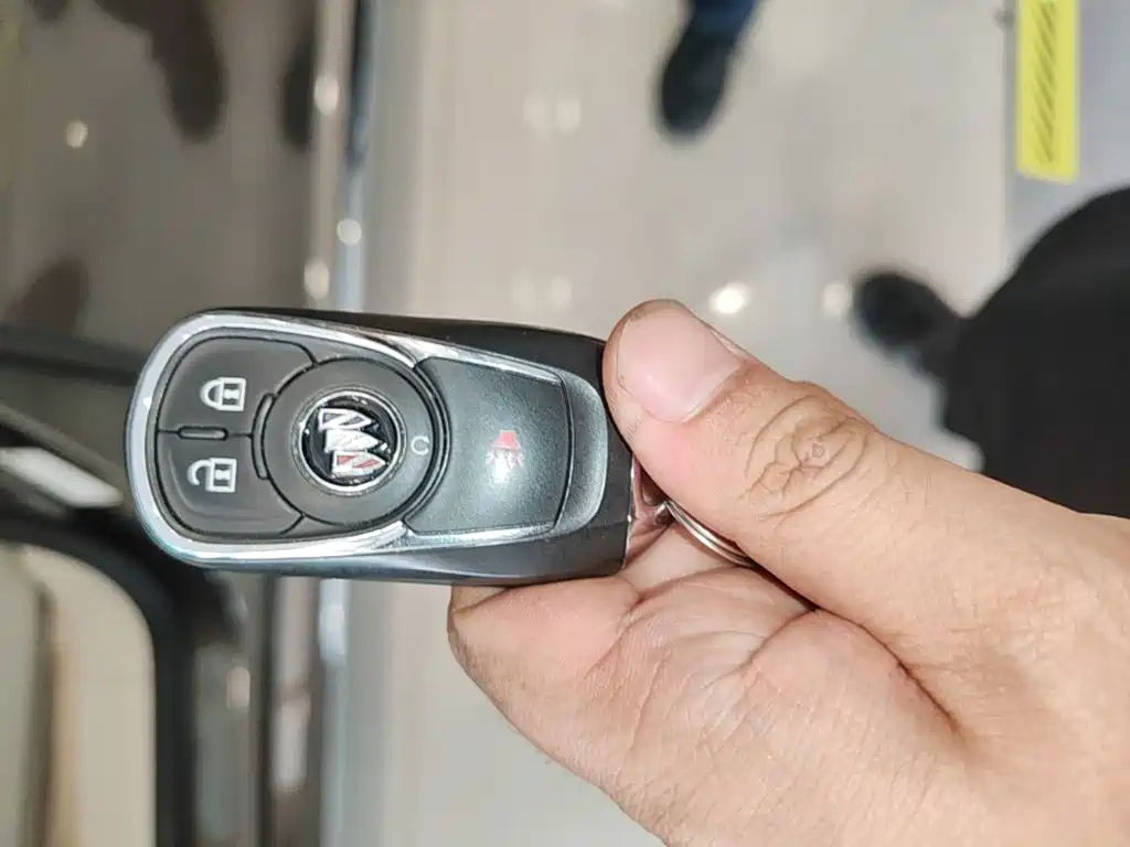 Buick GL8 — миниатюра 9