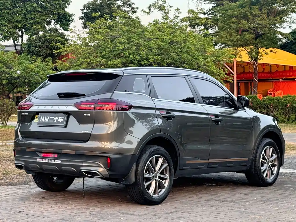 Geely Boyue — миниатюра 4