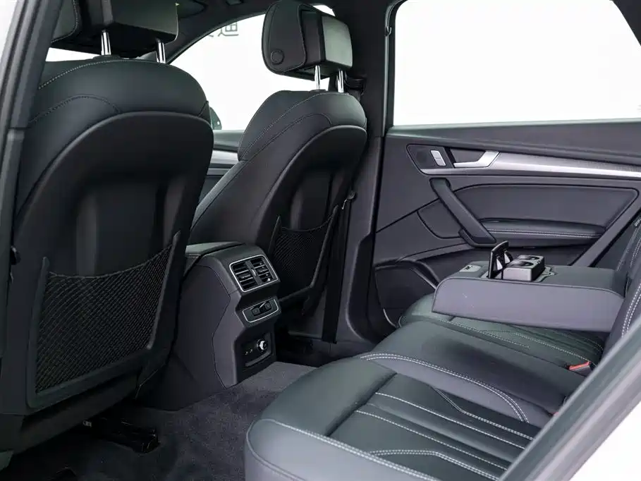 Audi Q5L 2023 40T Luxury