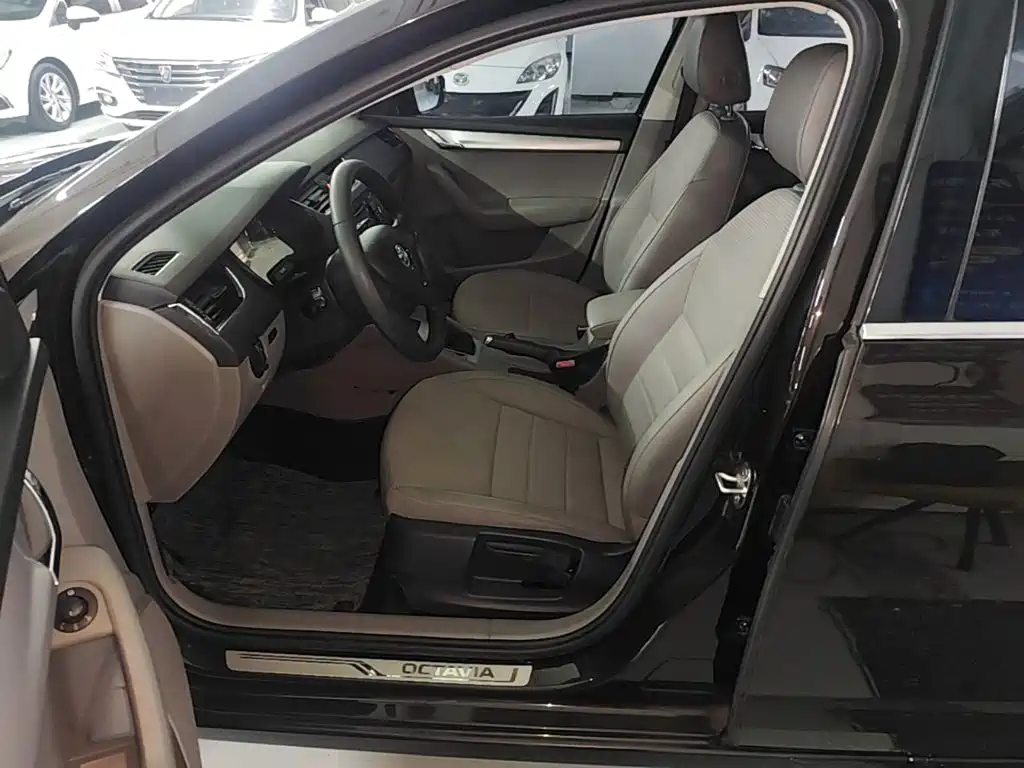 Skoda Octavia — миниатюра 15