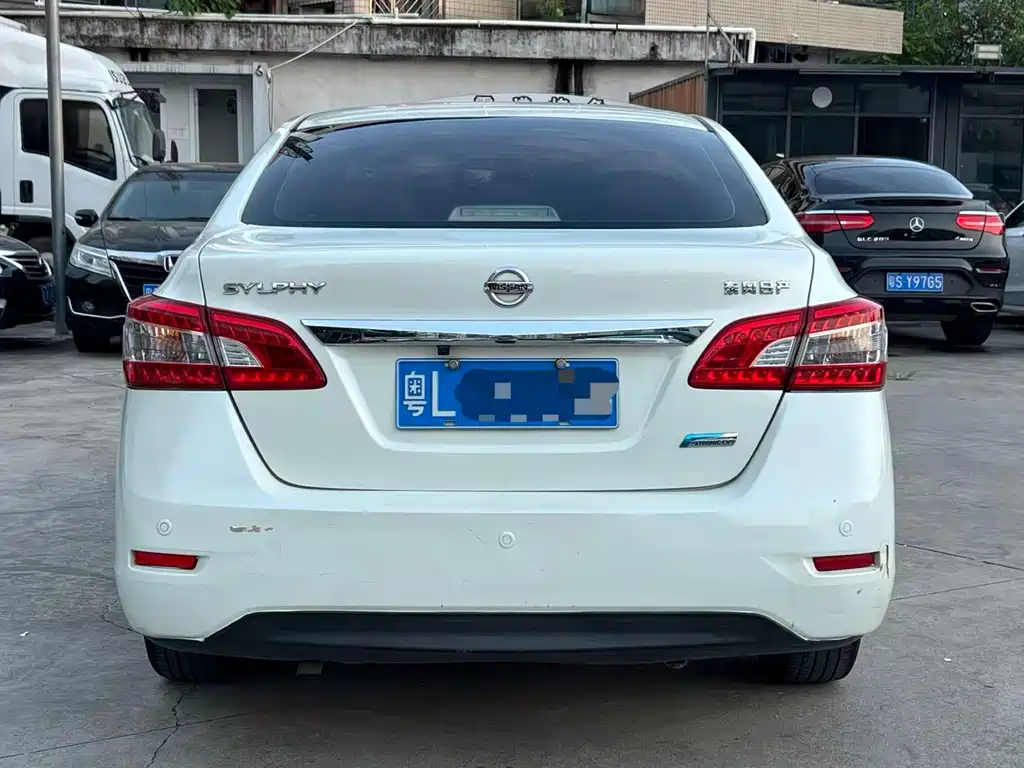 Nissan Sylphy — миниатюра 8