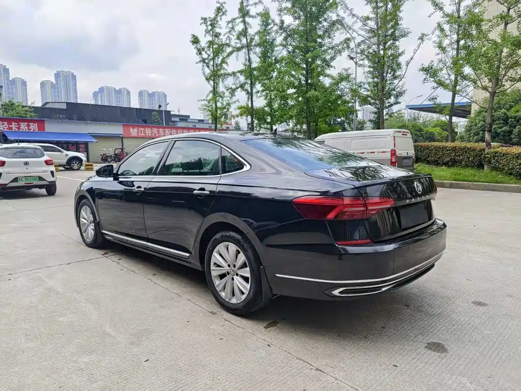 Volkswagen Passat 2019 330TSI Elite VI