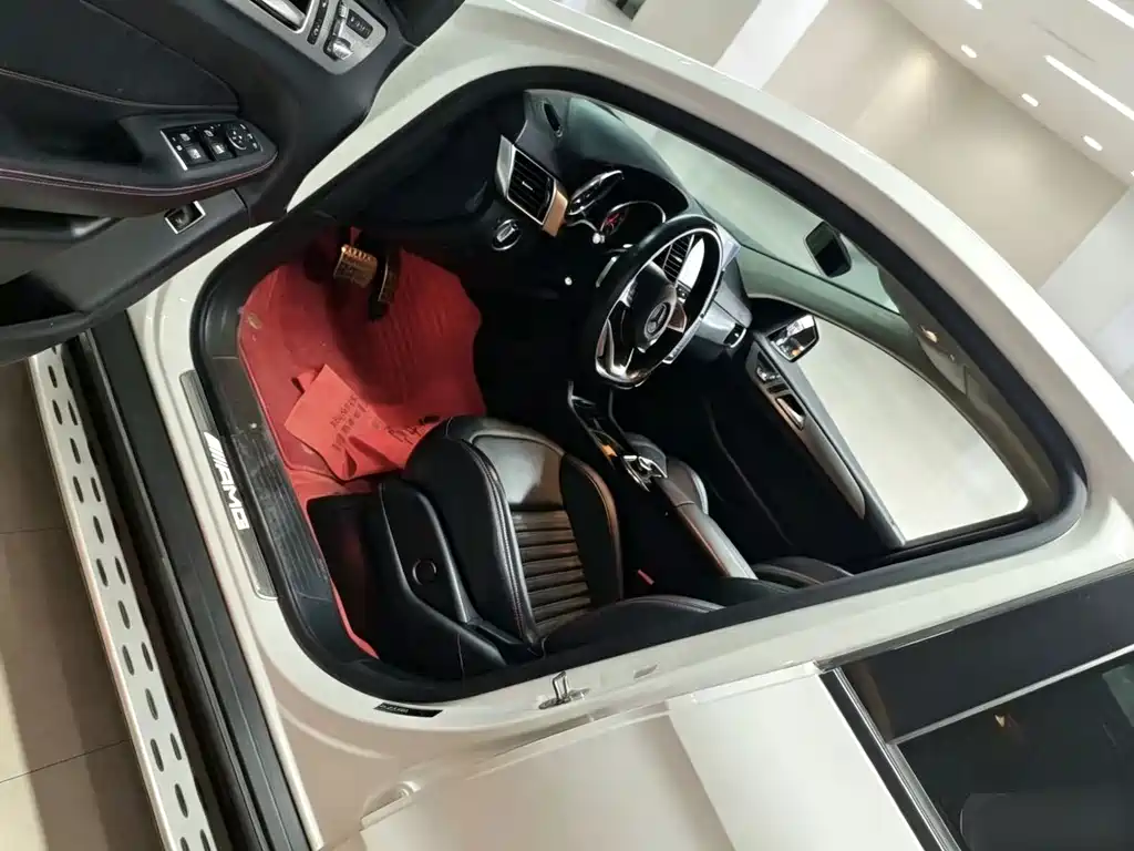 Mercedes-Benz GLE Coupe AMG — миниатюра 7