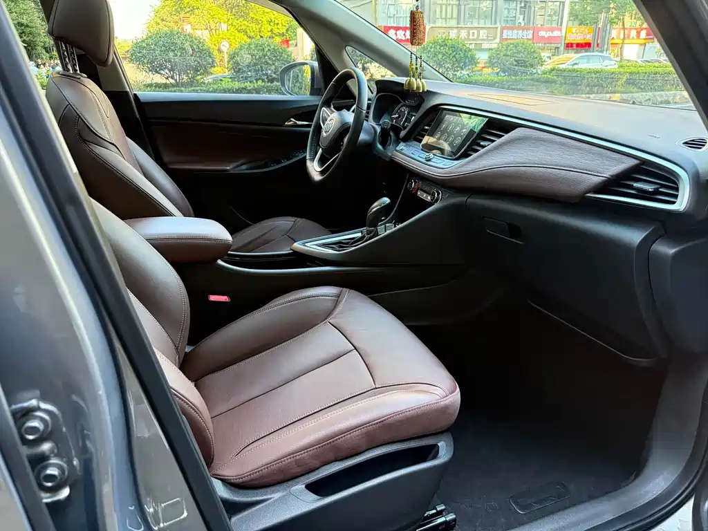 Buick GL6 18T 6 seats Connected Luxury Type China VI, фото 12
