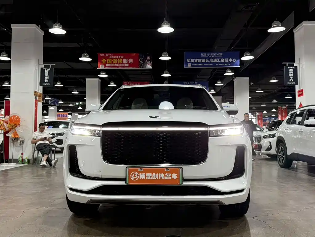Li Auto Li ONE — миниатюра 2
