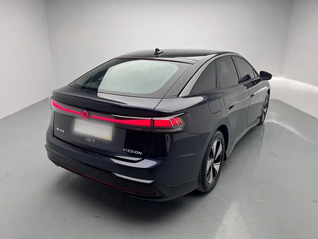 VOLKSWAGEN ID.7 VIZZION