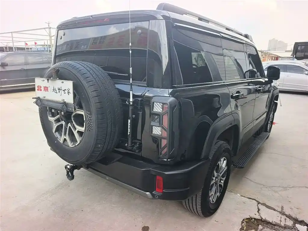 BAIC BJ40 2024 2.0T