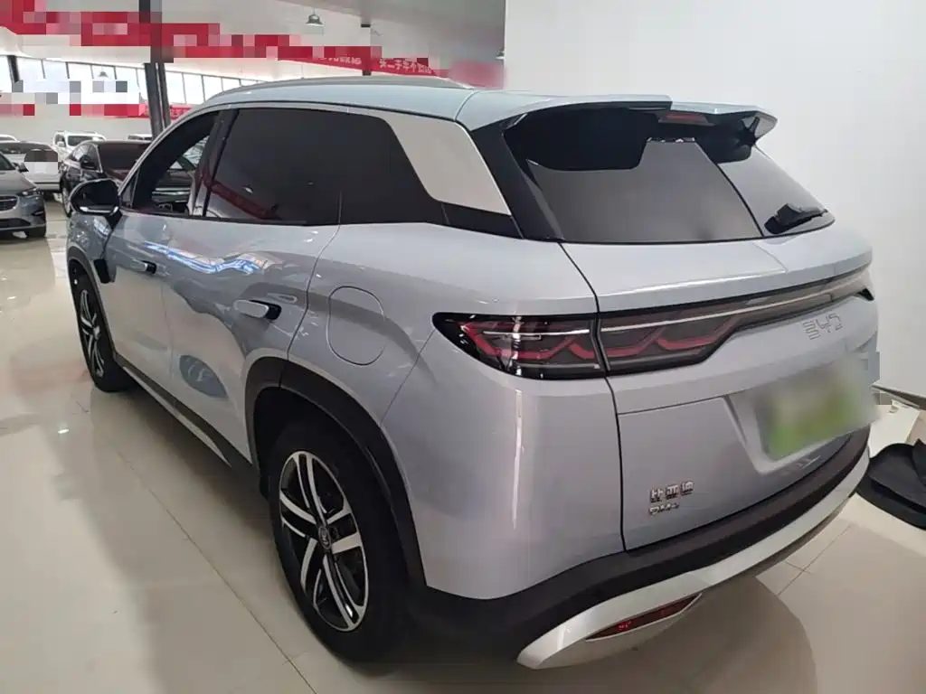 BYD L DM-i — миниатюра 5