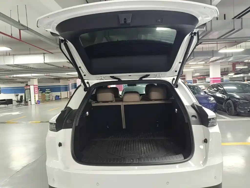 Li Auto Li i6 — миниатюра 19