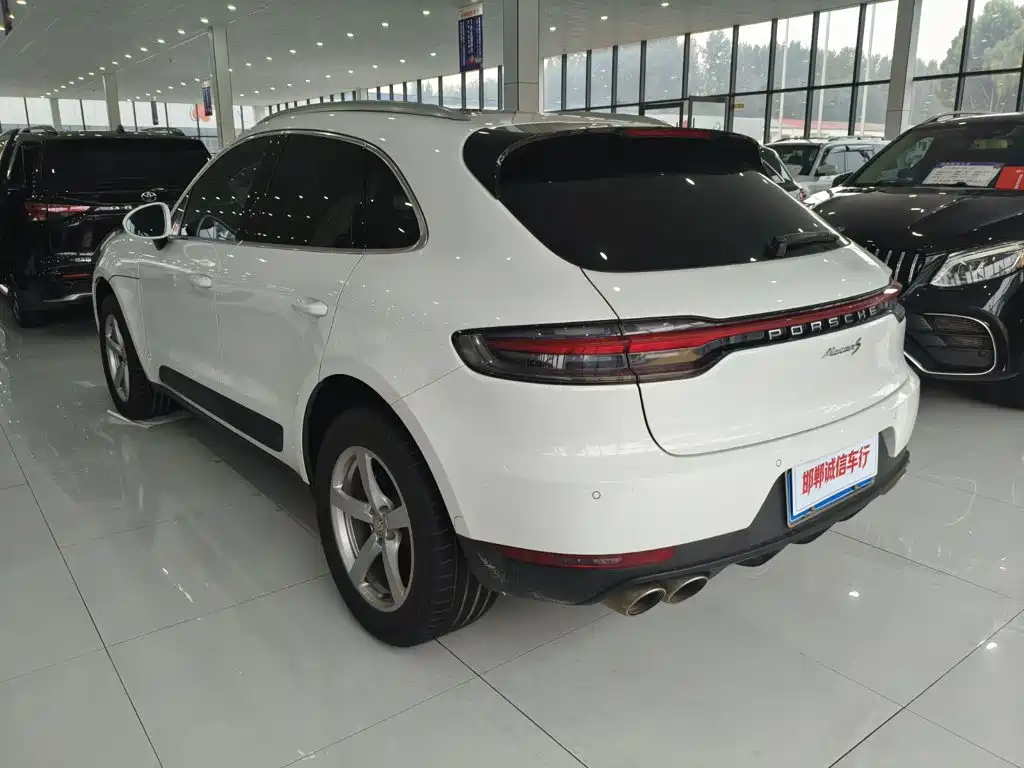 Porsche Macan — миниатюра 6