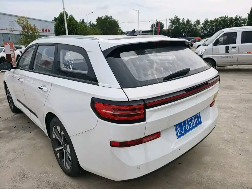 Baojun Valli — миниатюра 6