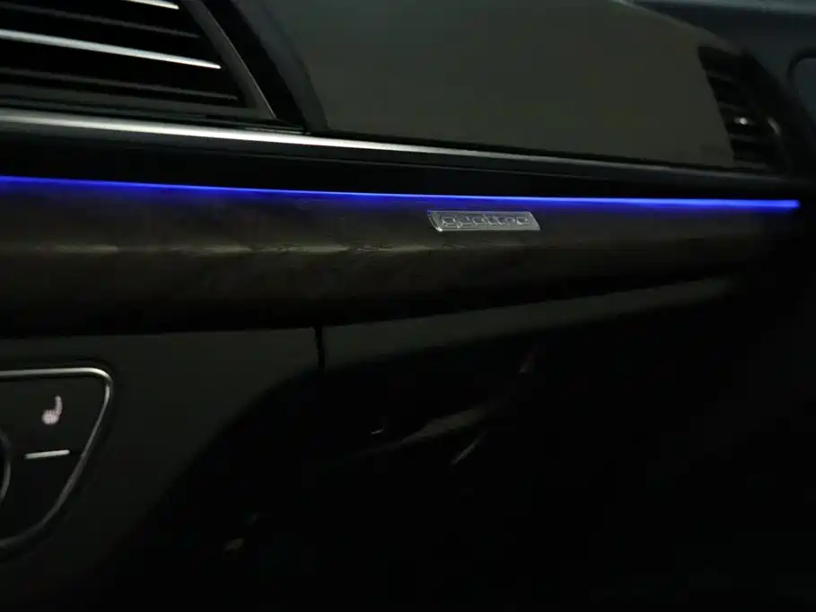 Audi Q5L — миниатюра 16