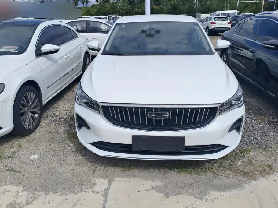 Geely Emgrand — миниатюра 2
