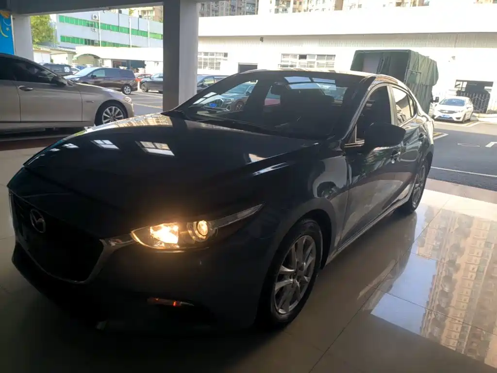 Mazda 3 Axela