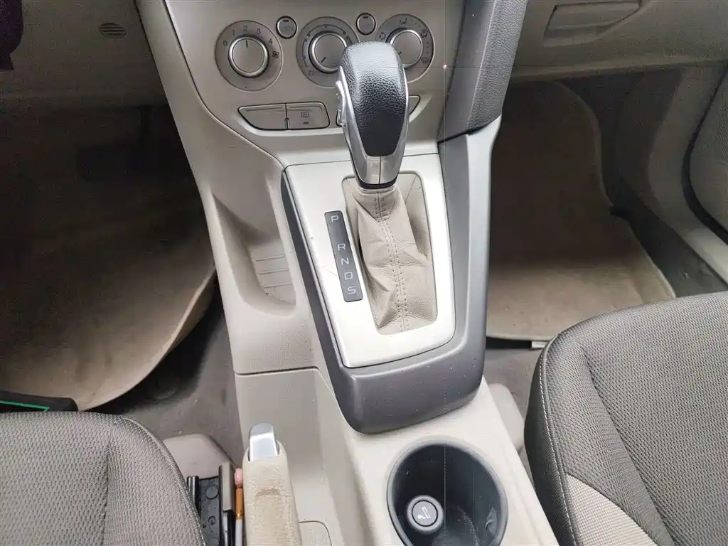Ford Focus 2012 1.6L AT Comfort