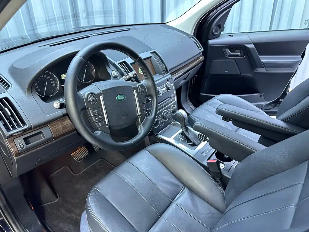 Land Rover Freelander 2 — миниатюра 8