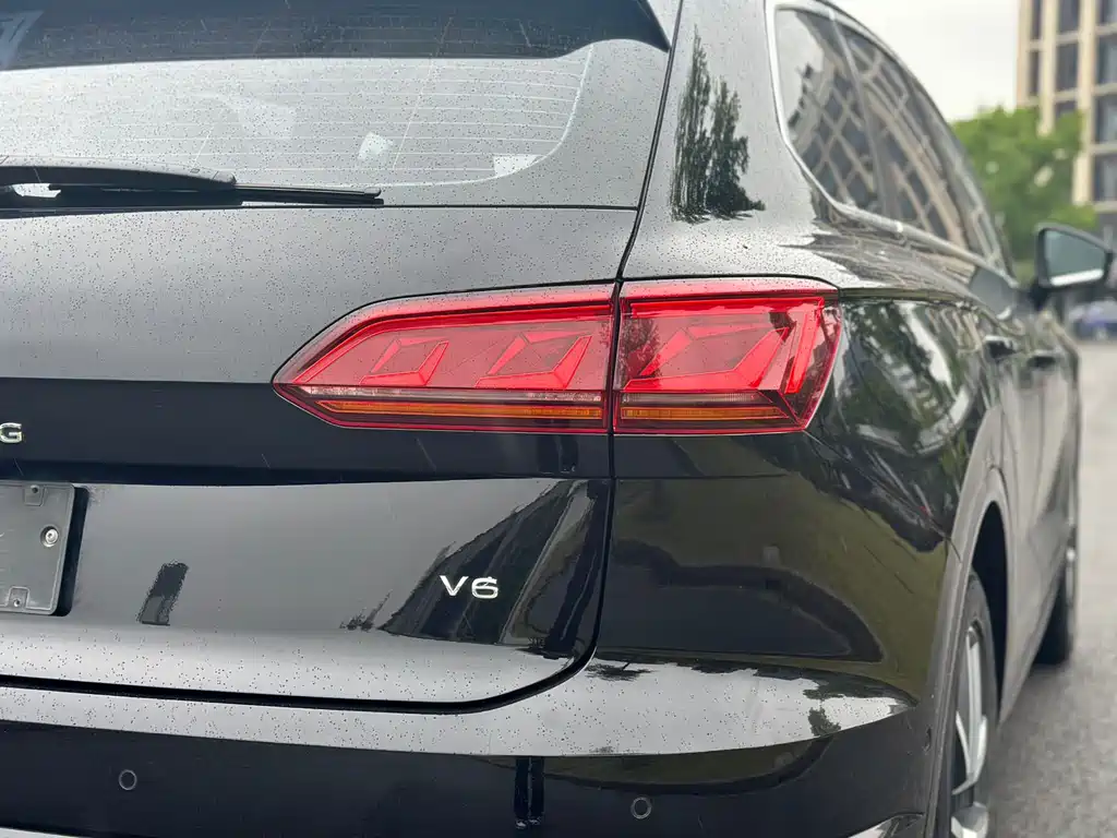 Volkswagen Touareg 2022 3.0TSI Sport