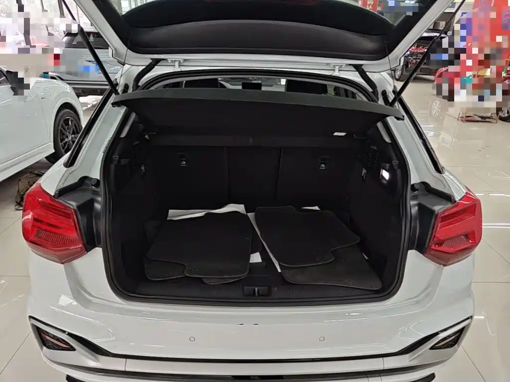 Audi Q2L — миниатюра 19