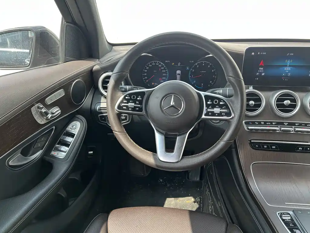 Mercedes-Benz GLC — миниатюра 5