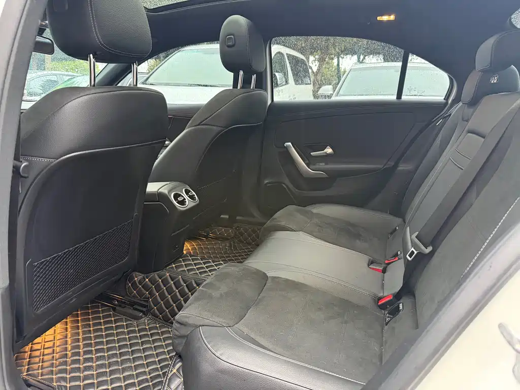 Mercedes-Benz A-Class — миниатюра 5